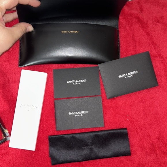 YVES SAINT LAUREN 57mm sunglasses - Picture 8 of 8